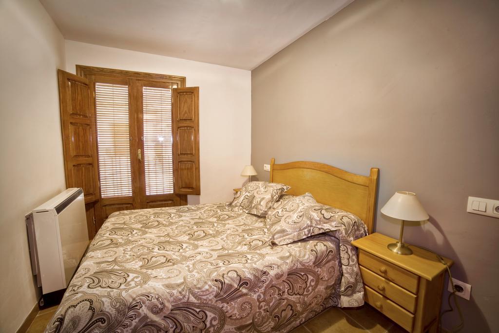 Apartamentos Prades Morella Quarto foto